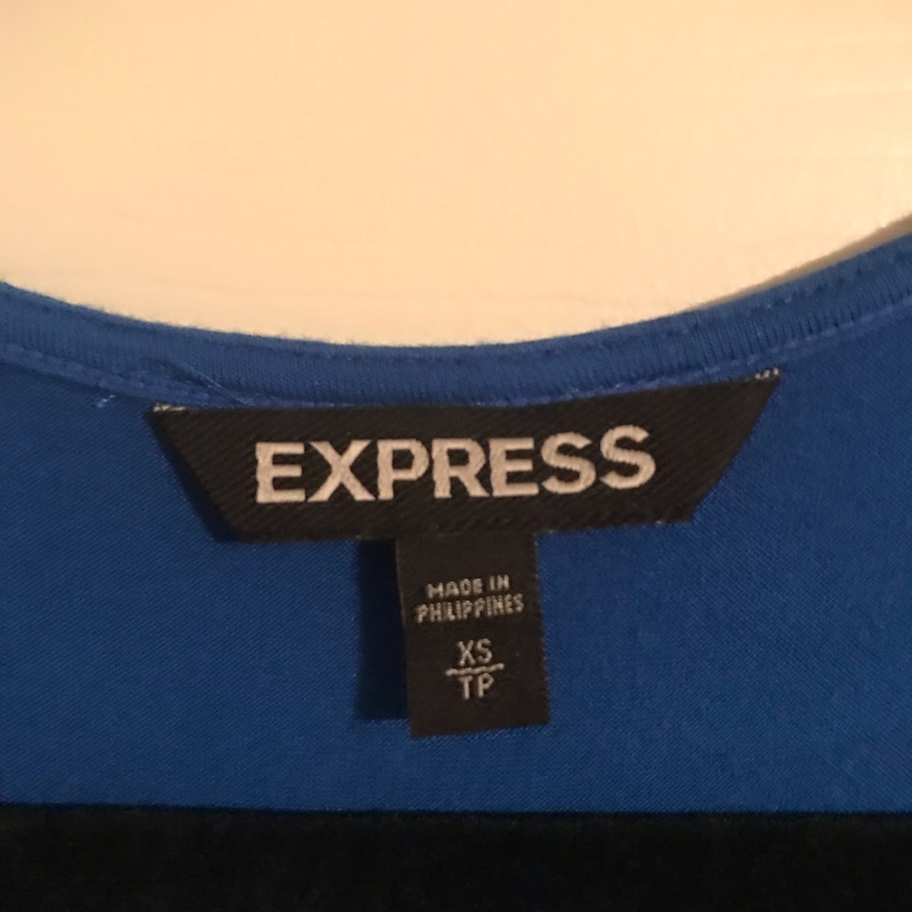 Express Dress - Picture 3 of 3